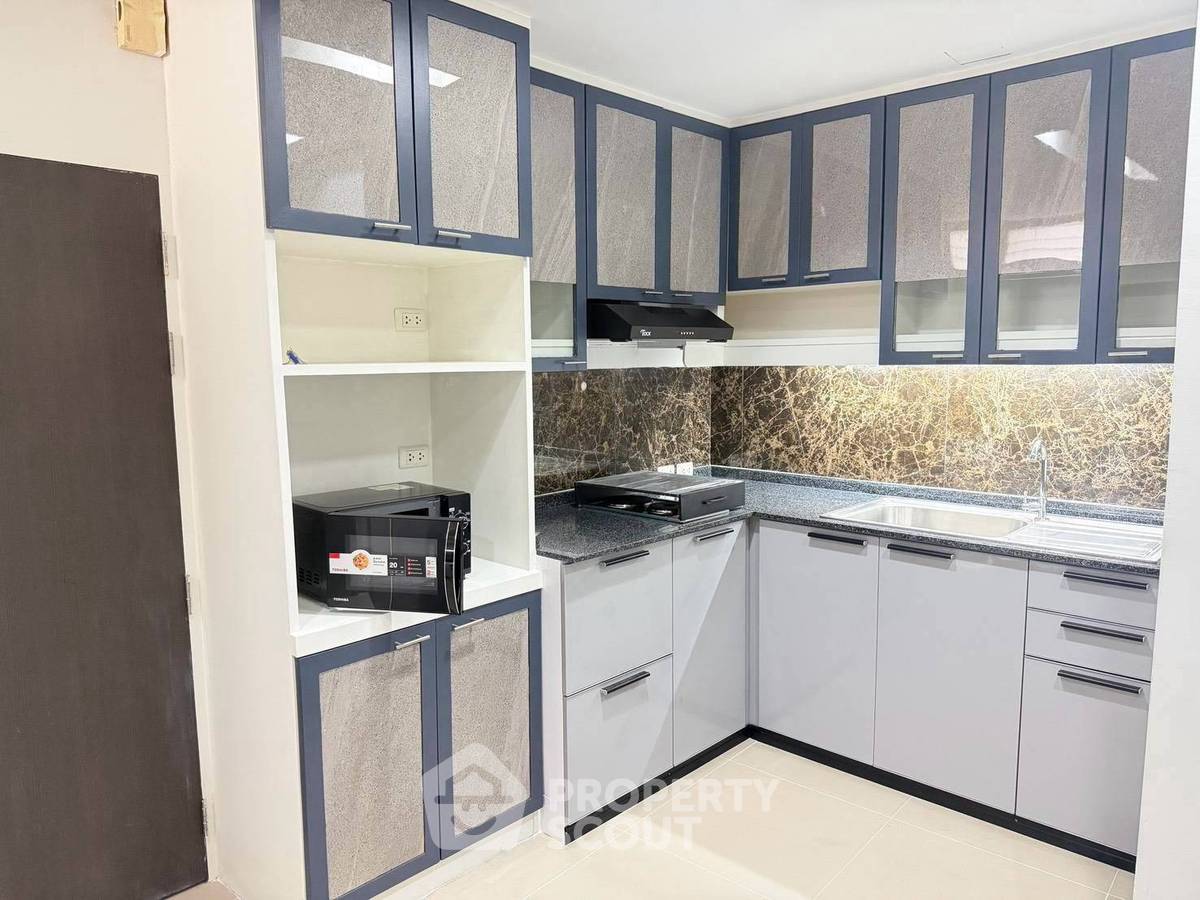 รูป คอนโด 3-ห้องนอน ที่ เพรสซิเดนท์ ปาร์ค คอนโดมิเนี่ยม ใกล้ MRT ศูนย์การประชุมแห่งชาติสิริกิติ์ (ID 3279280) - รูปที่ 4/18