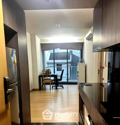 Condos for rent : 1-BR Condo at Via 49 near BTS Phrom Phong (ID 3271000)