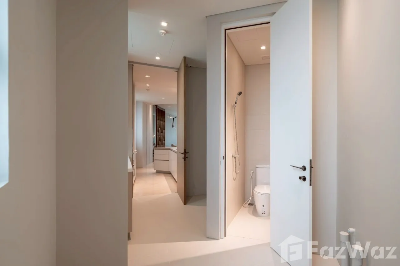 picture Luxury Riverside Living | Banyan Tree Residences 6752873 - 30/35