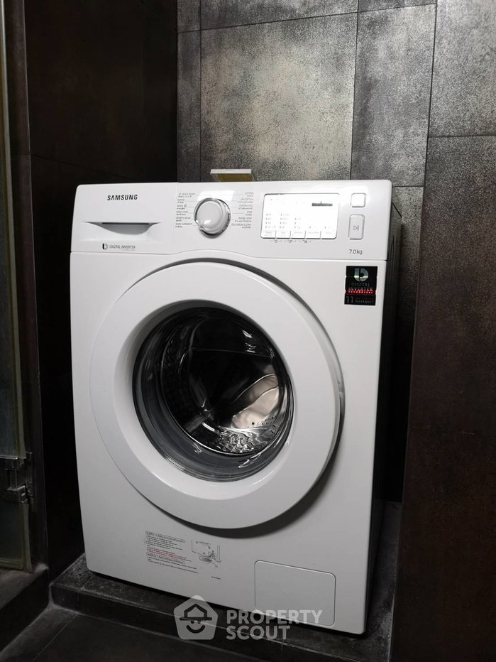 รูป คอนโด 1 ห้องนอน Voque Sukhumvit 16 Condominium ใกล้ MRT ศูนย์การประชุมแห่งชาติสิริกิติ์ (ID 2350867) - รูปที่ 7/8