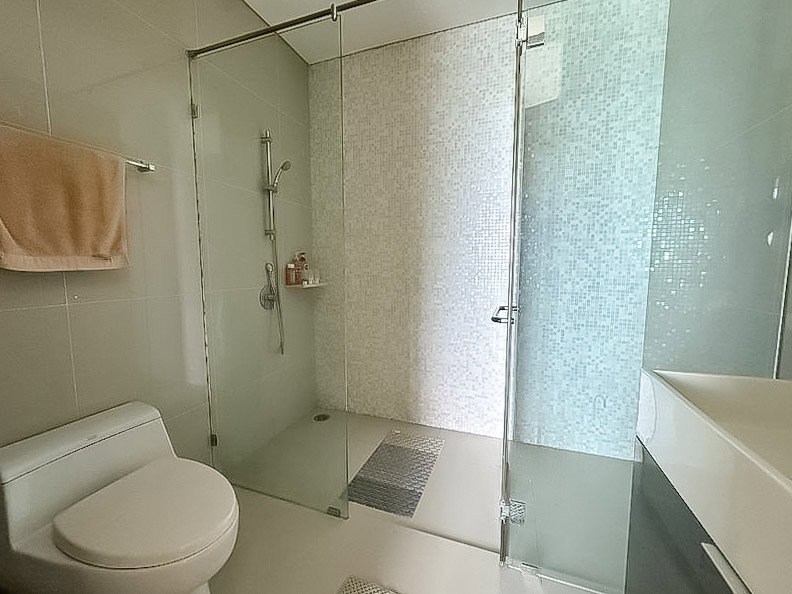 รูป 1 Bed Condo for Sale Reflection Jomtien Beach Pattaya Sea View - รูปที่ 6/9