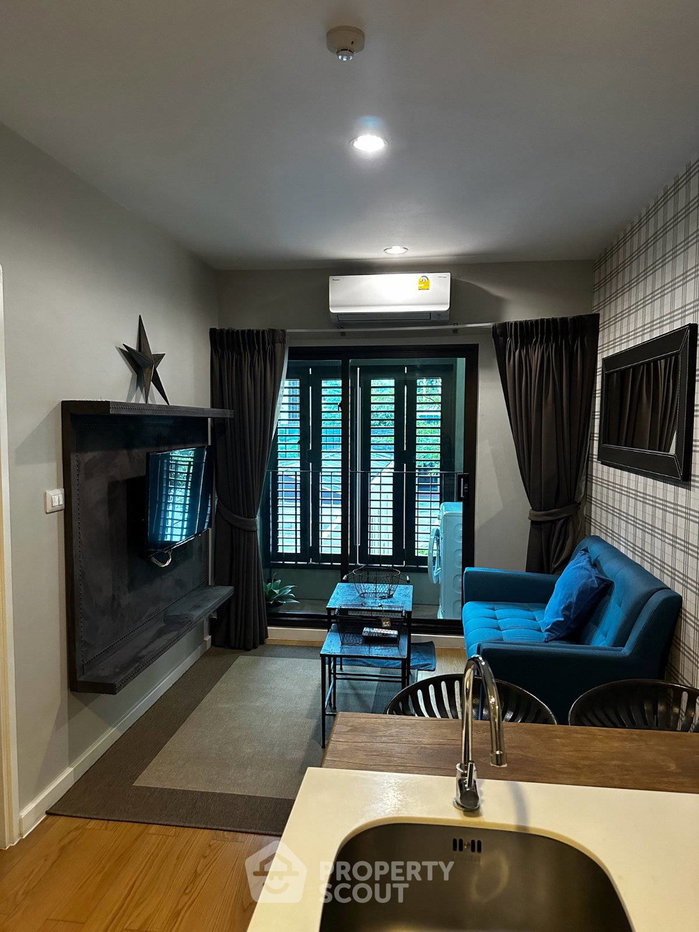picture 1-BR Condolette Dwell Sukhumvit 26 Near BTS Phrom Phong (ID 3279418) - 1/6