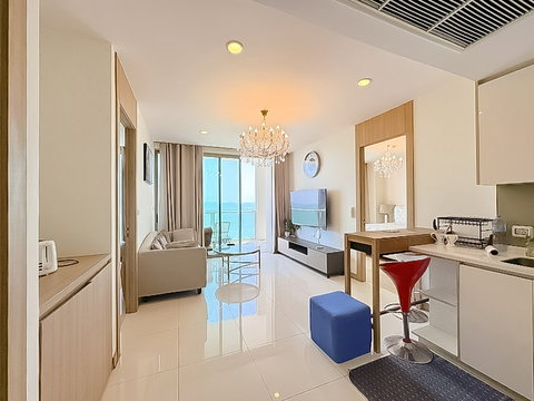 2 Bed Condo for Sale The Riviera Wongamat Beach Sea View