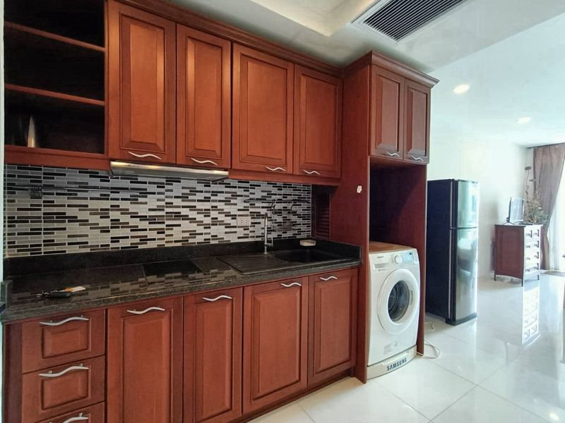 รูป ⛵ Apus ⛵ Pool view / 6F / Studio room >> THB10,000/month彡 - รูปที่ 5/8