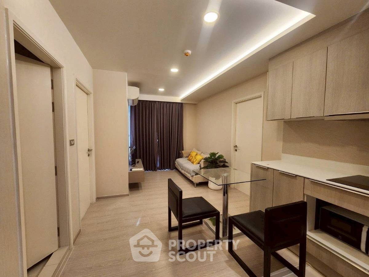 picture 2-BR Condo at Vtara 36 near BTS Thong Lor (ID 3186794) - 2/8