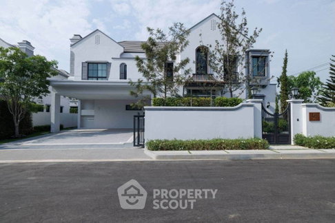4-BR House at Nantawan Rama 9 - New Krungthep Kreetha in Saphan Sung (ID 3273580)