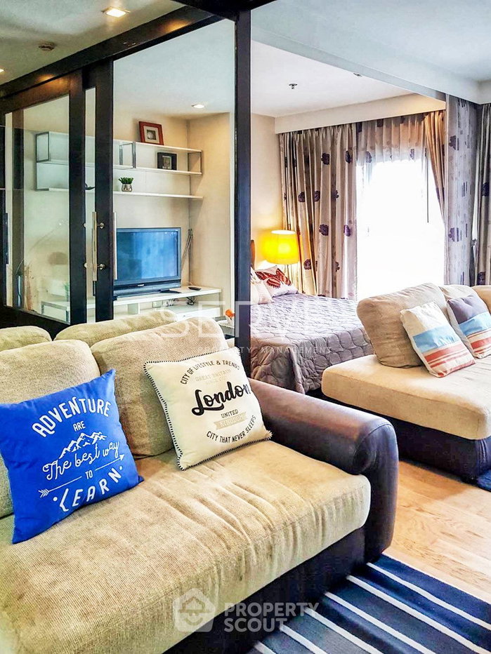 picture Studio Condo at Noble Remix near BTS Thong Lor (ID 3140216) - 1/4