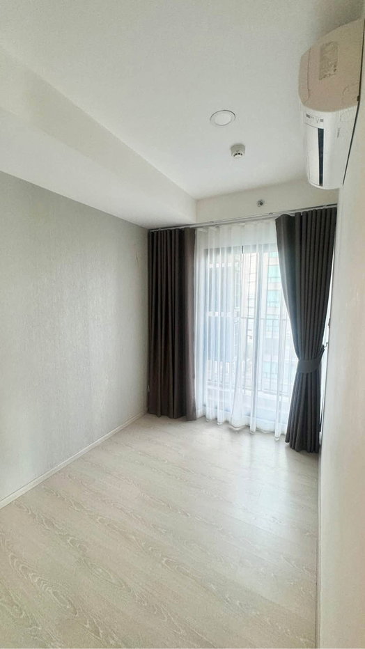 รูป [For Rent] คอนโด ไนท์บริดจ์ พหล อินเตอร์เชนจ์ 〰️ ห้องใหญ่ พร้อมห้องอเนกประสงค์ 🛋️ - รูปที่ 3/9