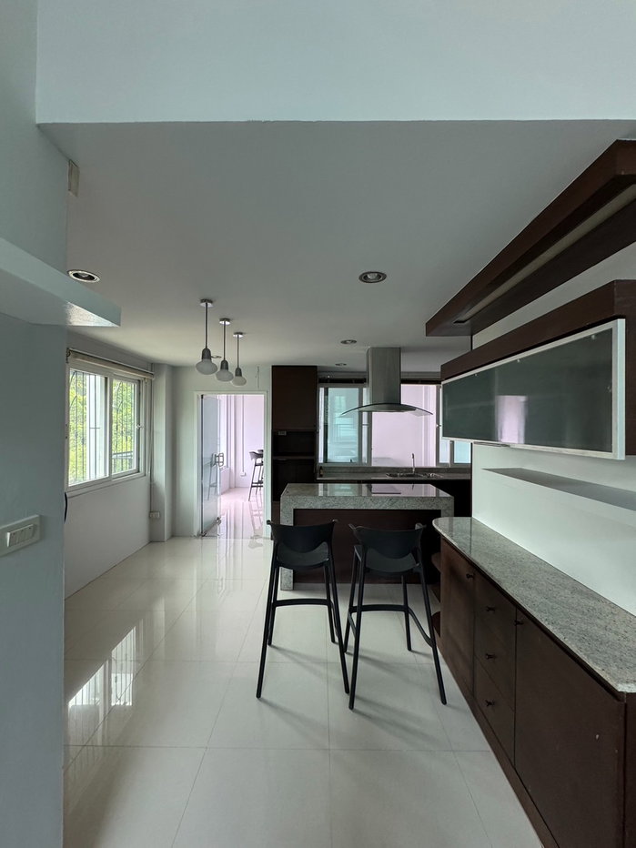 picture #HHR90 For Rent: 4-Story Home Office 📍 Town in Town - Pradit Manutham - 16/39
