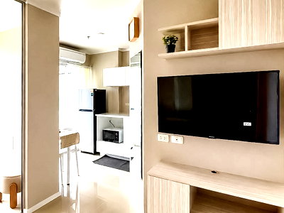 Condos for sale : 1 Bed Condo for Sale Lumpini Ville Naklua Wong Amat