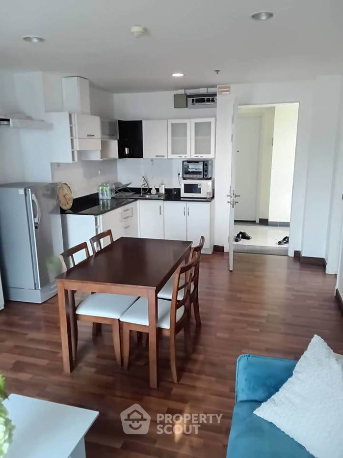 picture Spacious 1-BR 60 Sqm Centric Scene Phaholyothin 9 Near BTS Ari (ID 3188337) - 4/6