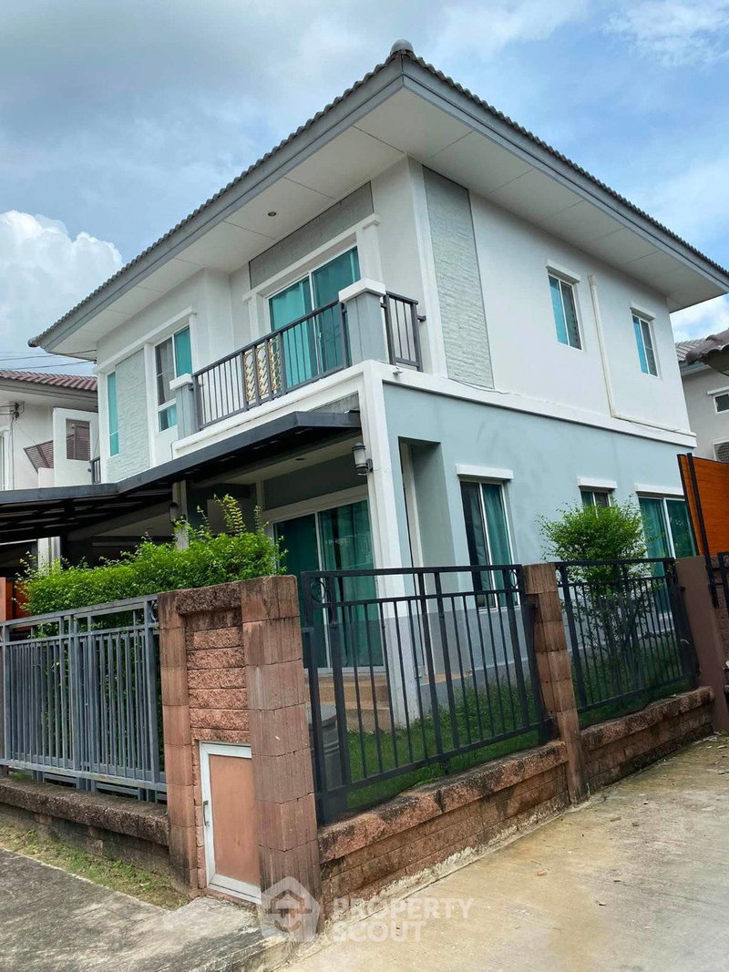 ขายบ้านเดี่ยว : บ้าน 3 ห้องนอน โครงการ Passorn Prestige Luxe Pattanakarn สวนหลวง (ID 3273553)