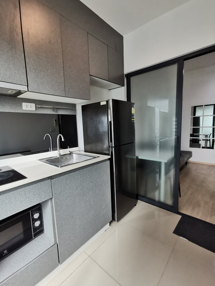 picture spacious 1BR for rent at IDEO New Rama 9. Ready to move in. - 7/15