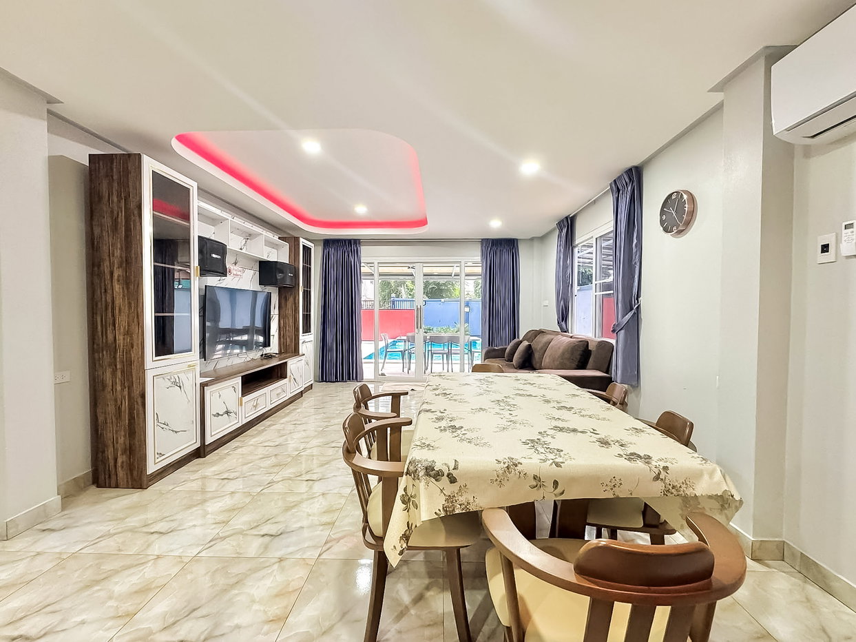 รูป House for Rent Noen Plab Wan 4 Bedrooms Fully Furnished - รูปที่ 3/17