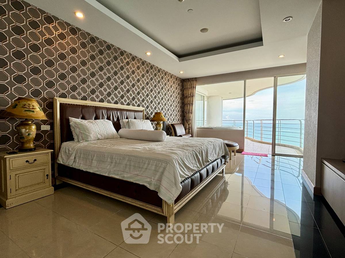 รูป คอนโด 4-ห้องนอน ที่ ลา รอยัล ใกล้ เมืองพัทยา (ID 3280816) - รูปที่ 26/34