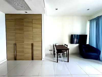 Condos for sale : 1 Bed Condo for Sale Reflection Jomtien Beach Pattaya Sea View