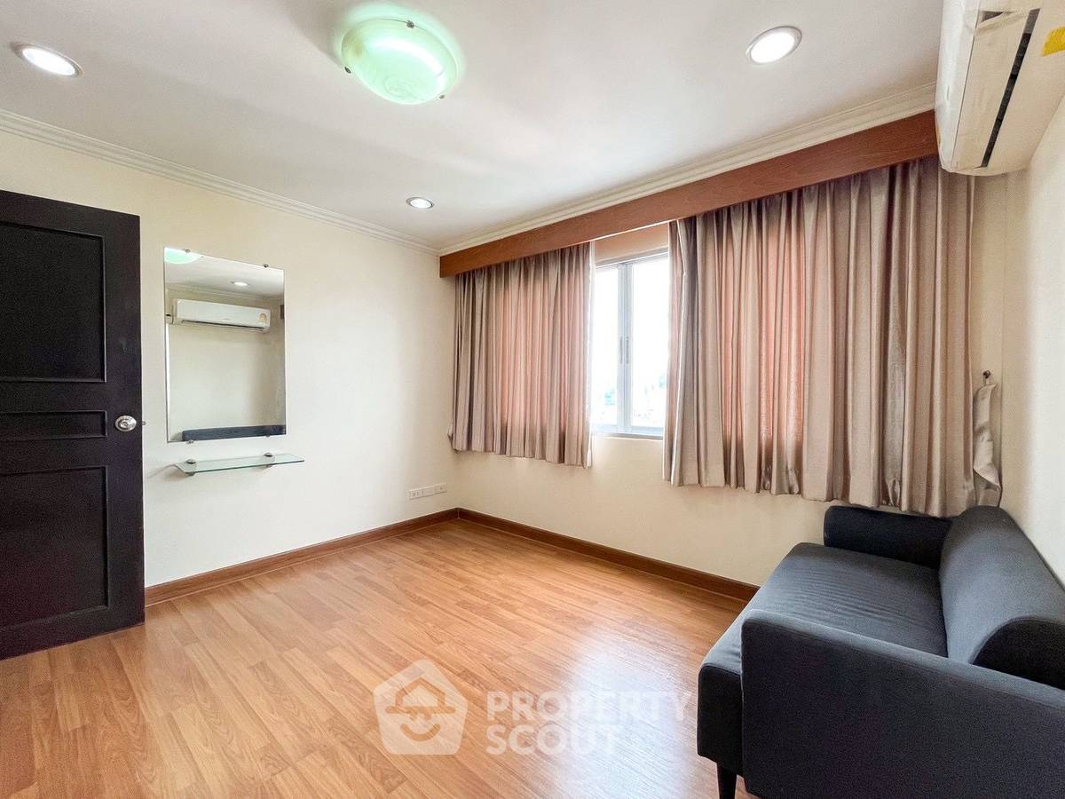 picture 2-BR Condo at Wittayu Complex near BTS Phloen Chit (ID 893804) - 7/9