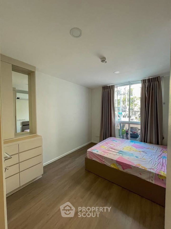 picture 2-BR Chateau In Town Ratchayothin Near BTS Sena Nikhom (ID 2689807) - 2/5
