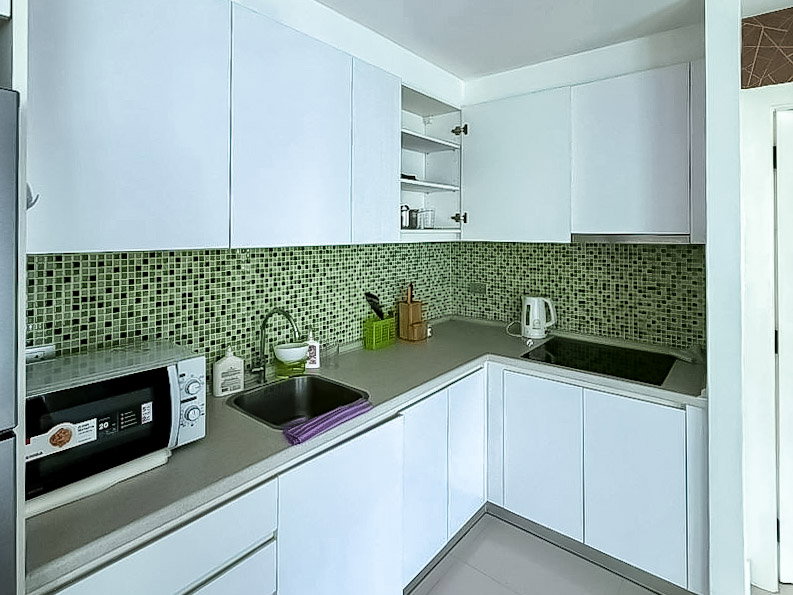 picture 2 Bedroom Condo for Sale Amazon Residence Jomtien Pool View - 4/10
