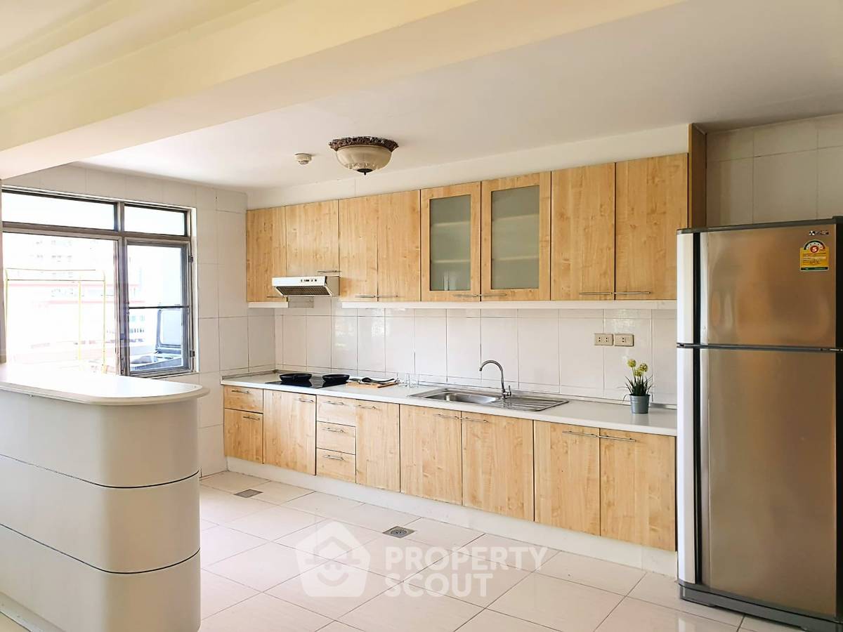 รูป คอนโด 3 ห้องนอน ขนาด 164 ตร.ม. Royal Castle Sukhumvit ใกล้บีทีเอส พร้อมพงษ์ (ID 1889279) - รูปที่ 6/18