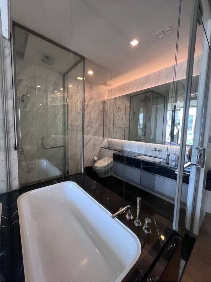 รูป LTHC16114 - Luxury Condo for Rent Sala Daeng | 55 sq.m. | 1 Bed 1 Bath | Near BTS Sala Daeng | 55K | คอนโดให้เช่า ศาลาแดง - รูปที่ 3/6