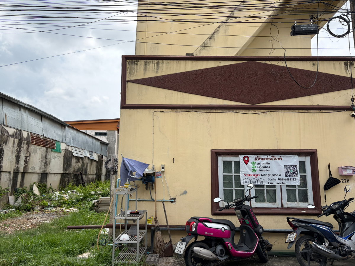 รูป อาคารหอพัก 2 ชั้น จำนวน 10 ห้อง มีห้องน้ำในตัว - รูปที่ 1/16