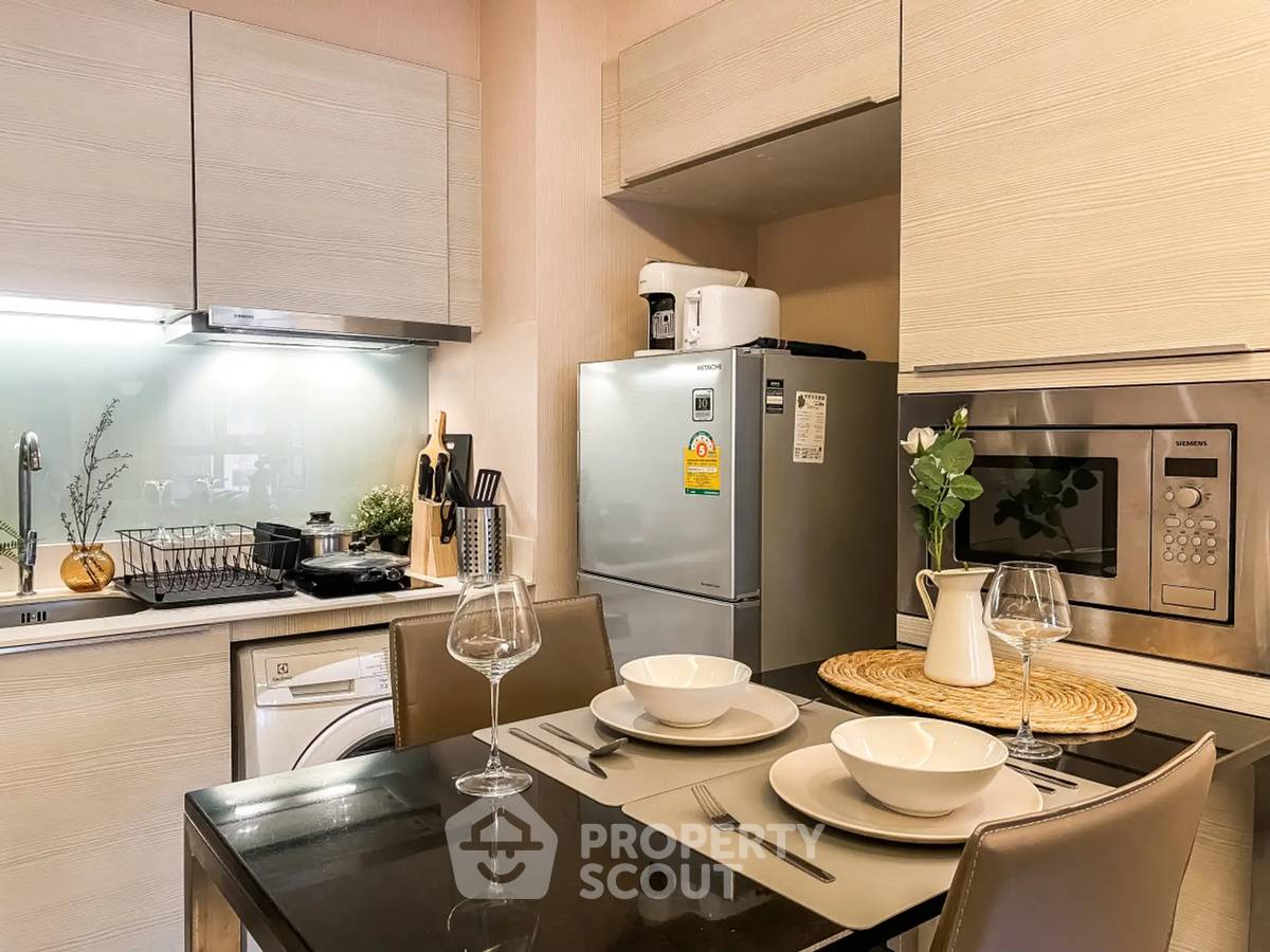 picture 1-BR Condo At H Sukhumvit 43 Near BTS Phrom Phong (ID 3227460) - 5/18
