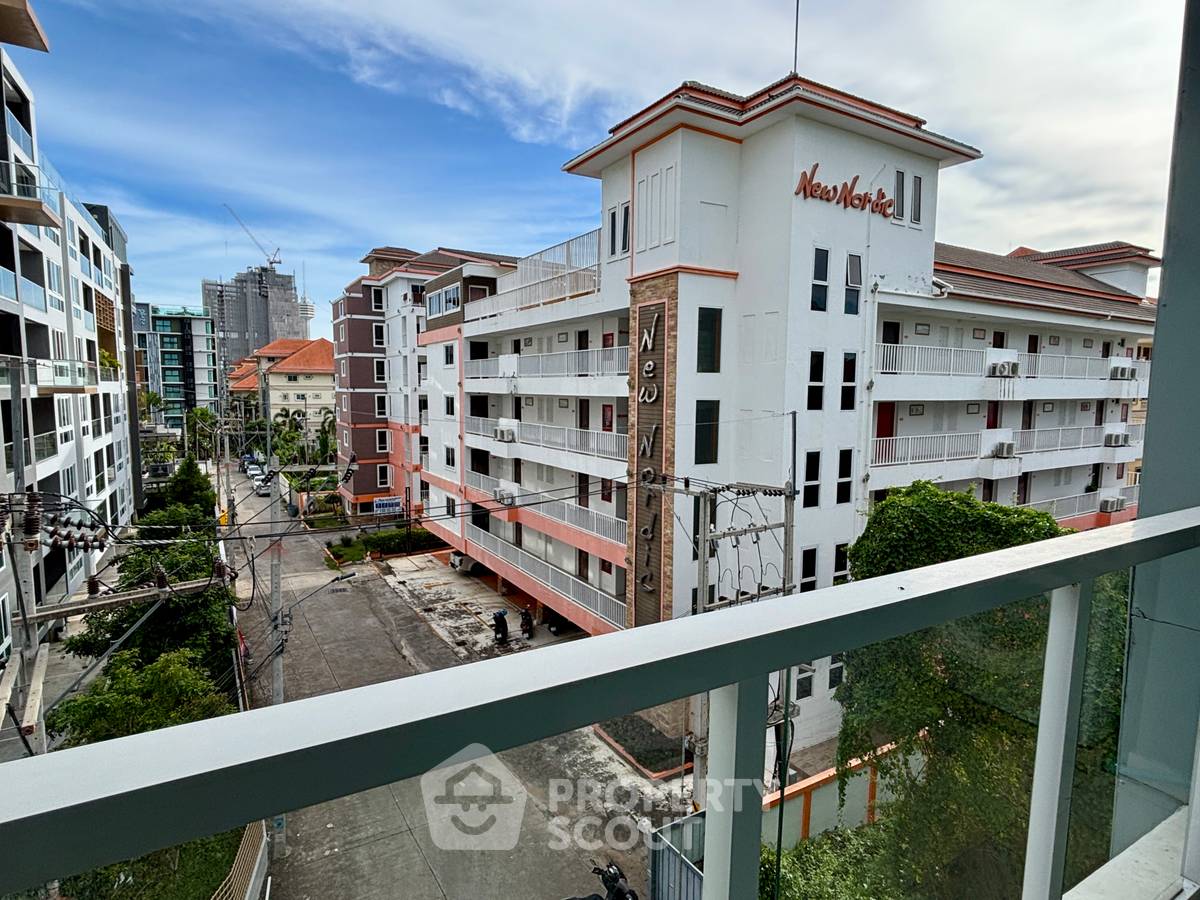 รูป คอนโดหนึ่งห้องนอน ขาย Siam Oriental Garden 2 ย่านพระตำหนัก (ID 3280823) - รูปที่ 3/15
