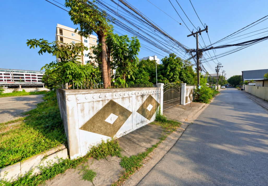 รูป ขายที่ดินแปลงสวย 178 ตร.ว. ผังแดง พ.2-1 ซอยรามอินทรา 99 แยก 2 | ห่างรถไฟฟ้าสายสีชมพู สถานีวงแหวนรามอินทรา เพียง 500 ม. - รูปที่ 4/6