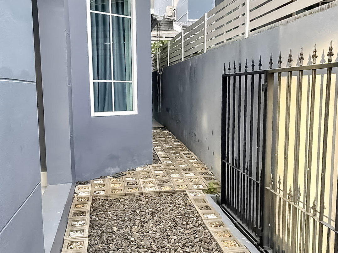 picture 2 Storey House for Rent Thung Klom Tan Man 3 Bedrooms - 9/10