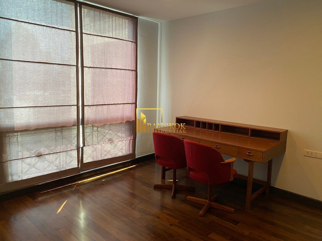 picture Somkid Garden | Spacious 3 Bedroom Condo in Chidlom - BR16849CD - 10/36