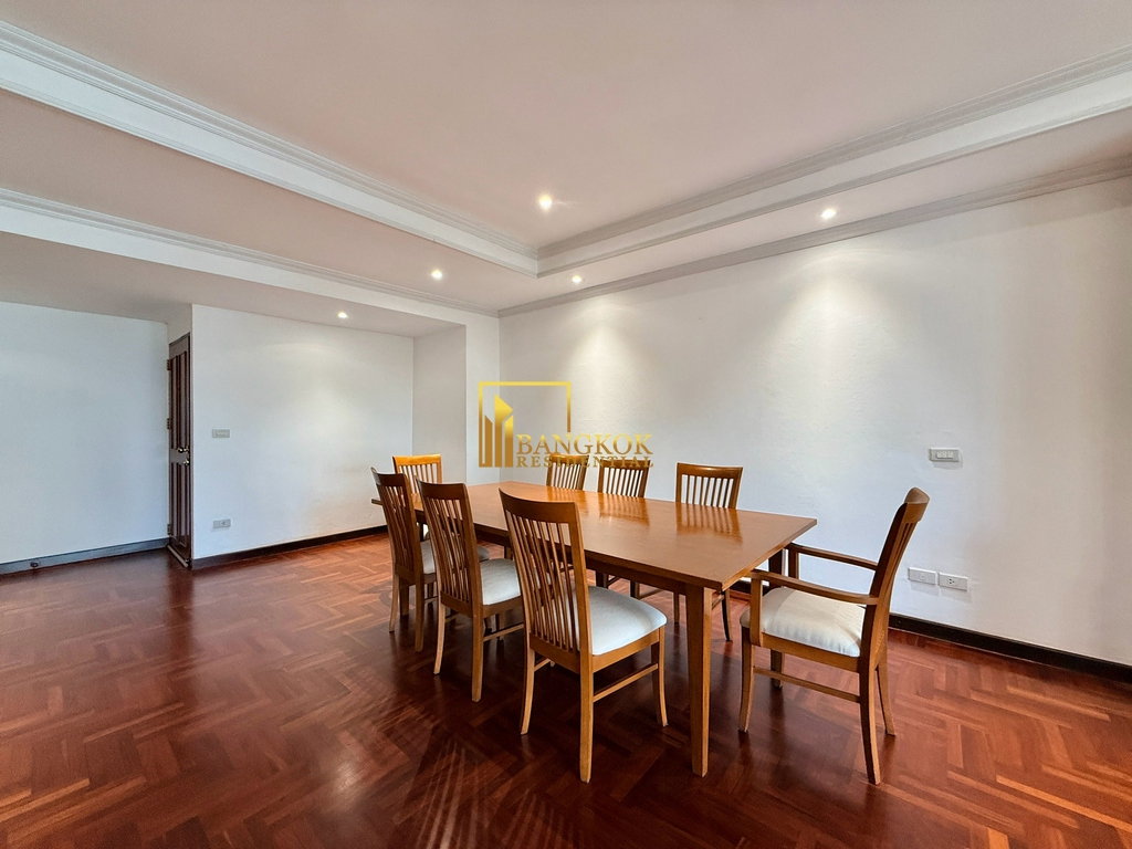 รูป Spacious 3 Bedroom Apartment For Rent in Phrom Phong Area - BR21180AP - รูปที่ 5/44