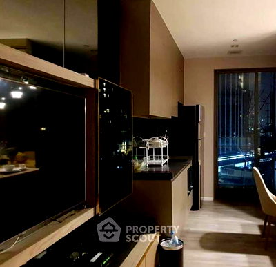 Condos for sale : 100m To BTS Phra Khanong | 1-BR The Room Sukhumvit 69 (ID 3151269)