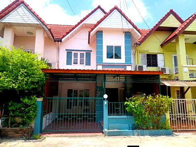 Townhouses for sale : ⭐✨ TH-025 Townhouse for Sale at Rim Suan Thananon 1, Near Ratchaphruek ✨⭐