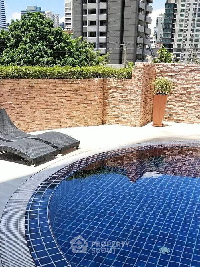 picture 3-BR Condo at Beverly Tower near ARL Makkasan (ID 3161048) - 32/38
