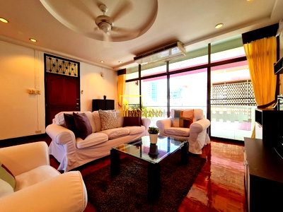 คอนโดให้เช่า : Expansive 3 Bedroom Apartment For Rent in Phrom Phong - BR20442AP