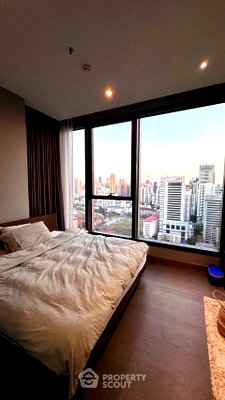 ขายคอนโด : คอนโด 1 ห้องนอน ชั้น 25 The Esse At Singha Complex ใกล้ MRT เพชรบุรี 100 เมตร (ID 3125146)