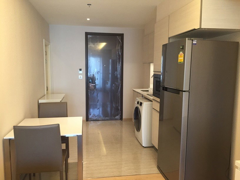 รูป ปล่อยเช่า คอนโดใกล้รถไฟฟ้า BTS พร้อมพงษ์ | H Condo Sukhumvit43 | ตกแต่งพร้อมอยู่ เฟอร์นิเจอร์ครบครัน , ใกล้ Terminal 21 - รูปที่ 6/10