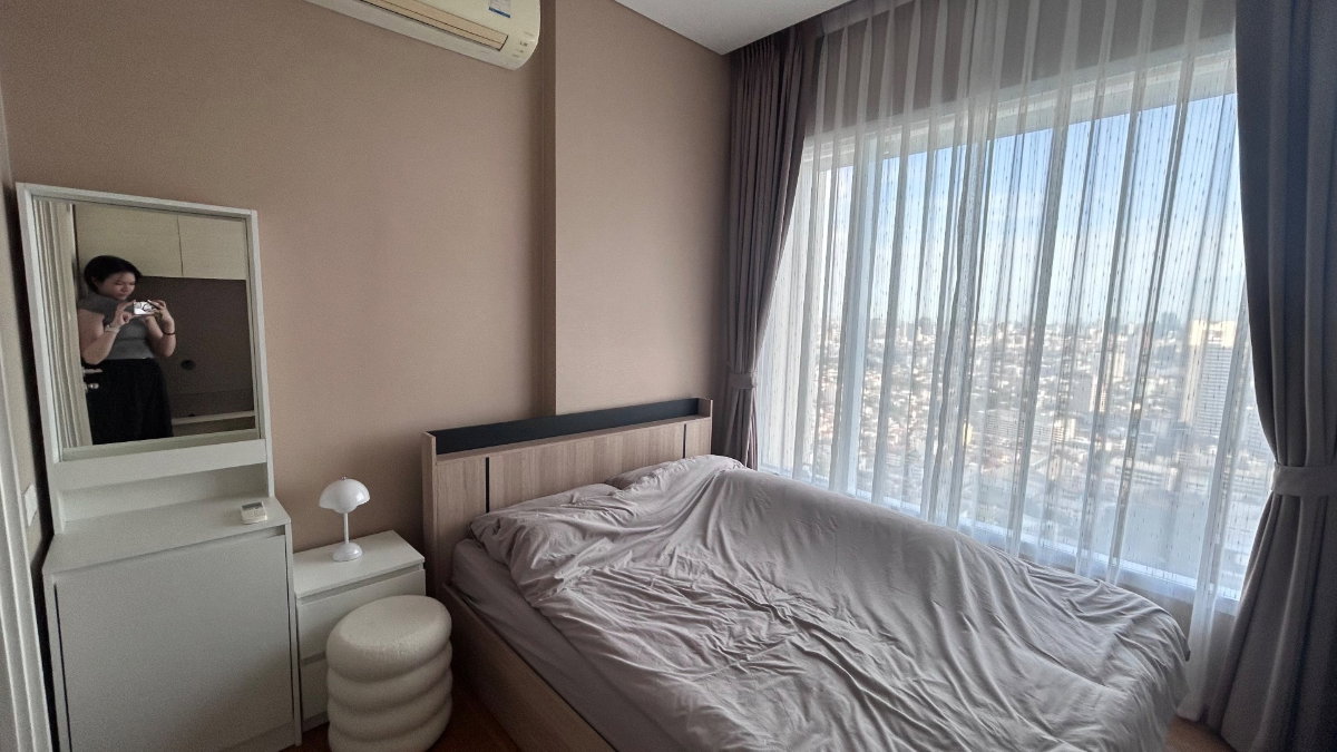 รูป The Saint Residences | ราคา 15,000 บาท | ห้องใหม่ ทำเลดี เฟอร์นิเจอร์ครบ พร้อมอยู่ - รูปที่ 2/10