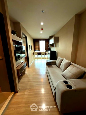 Condos for rent : 1-BR 36 Sqm At Rhythm Sathorn Near BTS Saphan Taksin (ID 3046161)