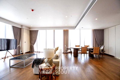 Condos for sale : 4-BR Condo at Muniq Langsuan near BTS Ratchadamri (ID 3276173)