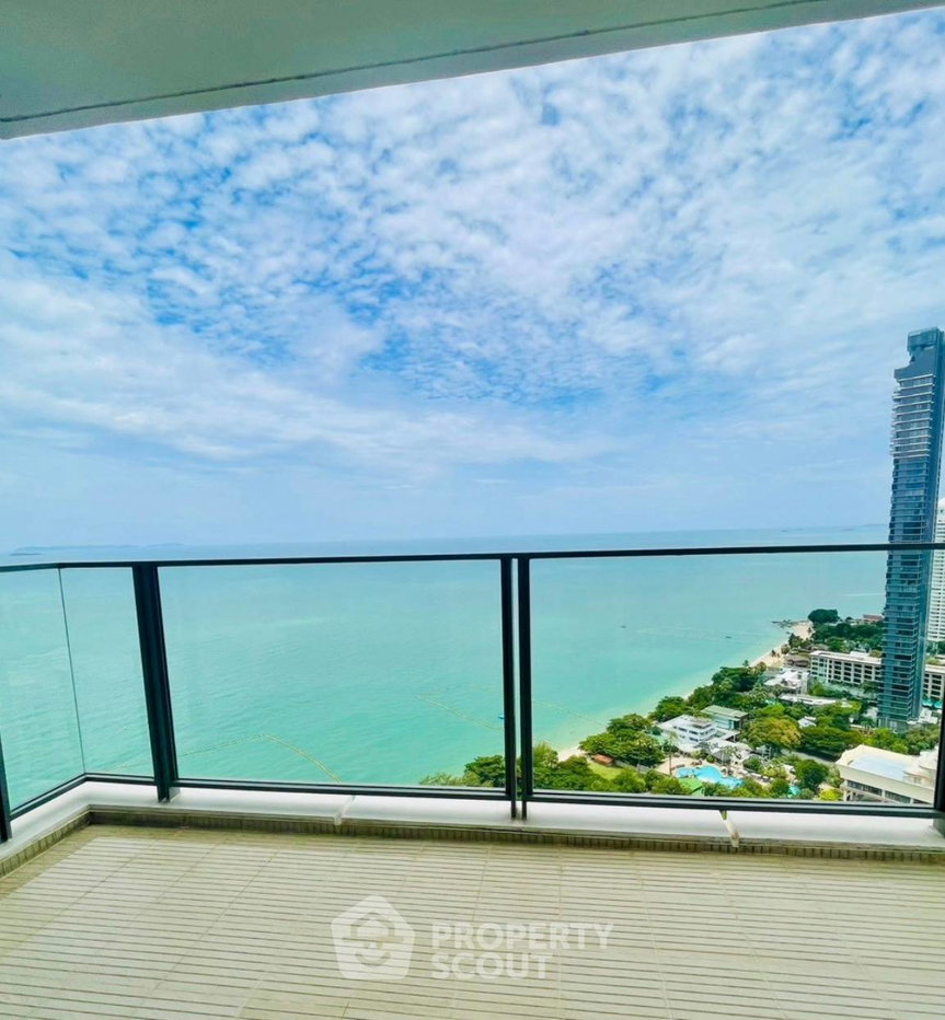 picture 3-BR Condo at Southpoint Pattaya close to Phratamnak (ID 3276396) - 7/7