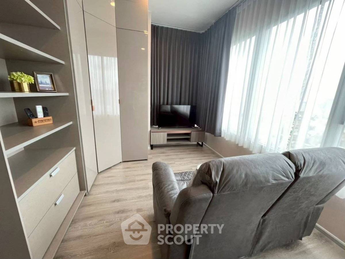 picture 2-BR Condo at Knightsbridge Prime Ratchayothin near BTS Ratchayothin (ID 3240006) - 8/15