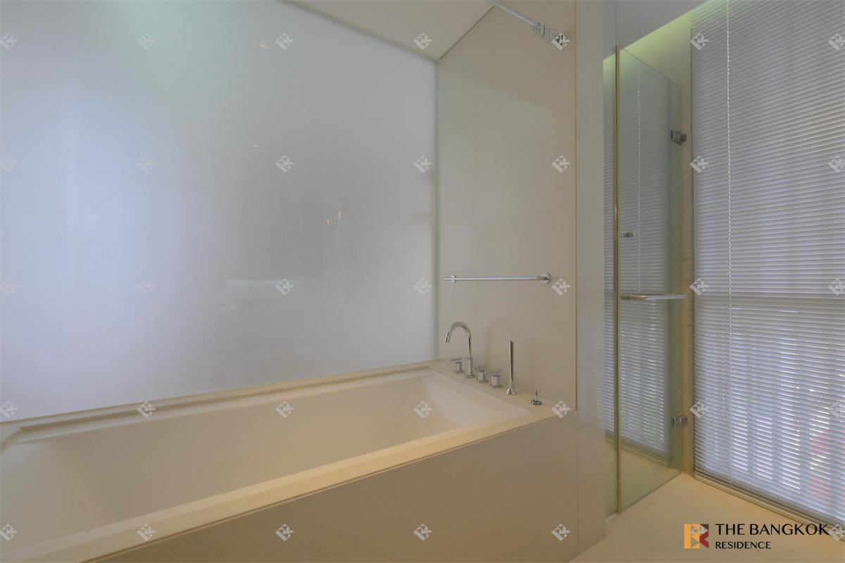 picture Domus 16,18 near BTS Asok - 7/10