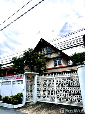Houses for sale Bangkok : 4 Bedroom House for sale in Chong Nonsi, Bangkok  1939043