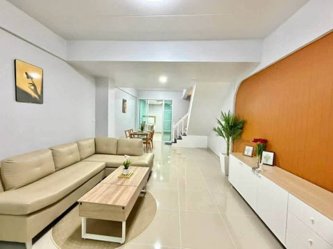 ⭐✨ RH-189 Townhouse for Sale at Suwongchai Villa, Tiwanon - Pak Kret 24 ✨⭐
