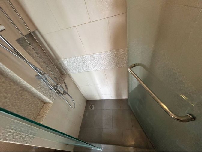 1-bed condo for rent, 28 sqm, Chewathai Hallmark Charan 13