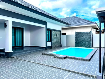 บ้านเดี่ยว ชลบุรี : 3 Bedroom Pool Villa for Sale Mabprachan Pong East Pattaya