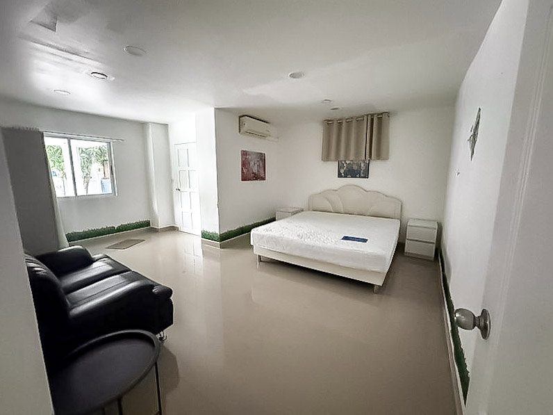 รูป Premium 5 Bed Pool Villa for Sale Thappraya Pattaya Private Pool - รูปที่ 6/13