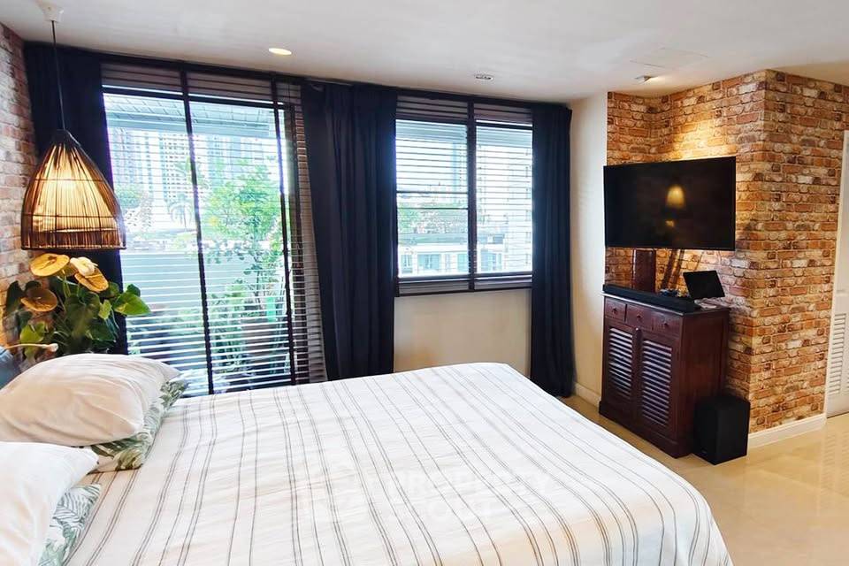 picture 3-BR Condo at Beverly Tower near ARL Makkasan (ID 3161048) - 13/38